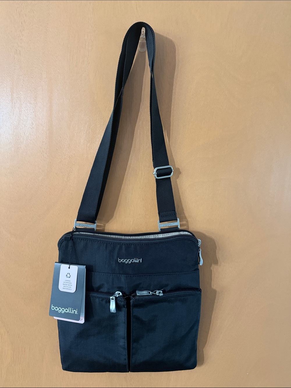 Baggallini Black Crossbody Bag with Multiple Zip Pockets